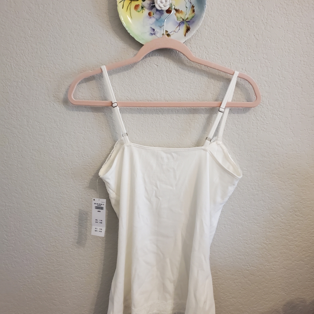 Hollister White Lace Trim Camisole - Picture 8 of 14